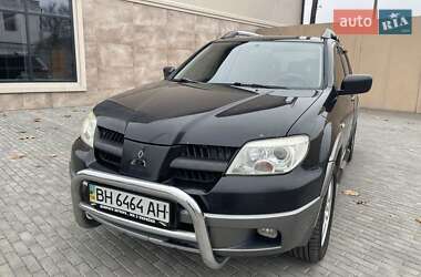 Позашляховик / Кросовер Mitsubishi Outlander 2006 в Миколаєві