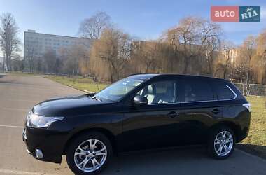 Позашляховик / Кросовер Mitsubishi Outlander 2012 в Івано-Франківську