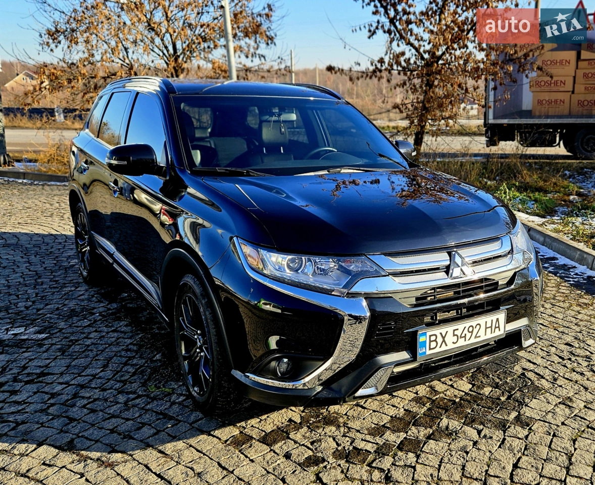 2017 Mitsubishi Outlander - мініатюра 32