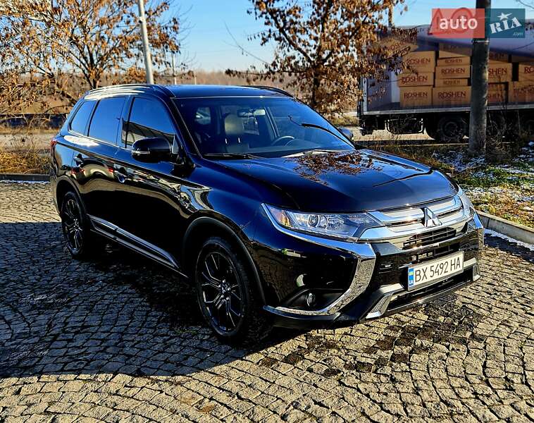 Позашляховик / Кросовер Mitsubishi Outlander 2018 в Хмельницькому фото 2 Позашляховик / Кросовер Mitsubishi Outlander 2018 в Хмельницькому