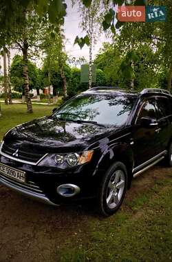 Позашляховик / Кросовер Mitsubishi Outlander 2007 в Кельменцях