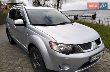 Позашляховик / Кросовер Mitsubishi Outlander 2008 в Миколаєві