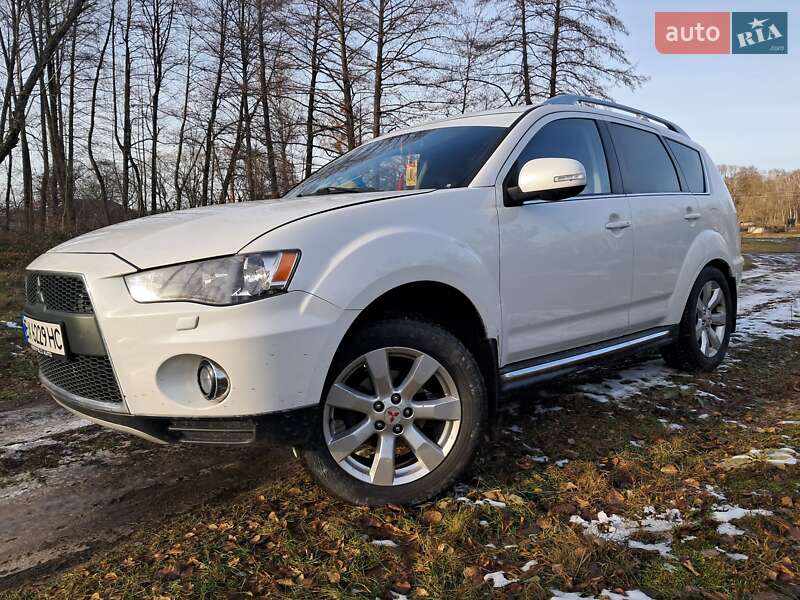 Mitsubishi Outlander 2010