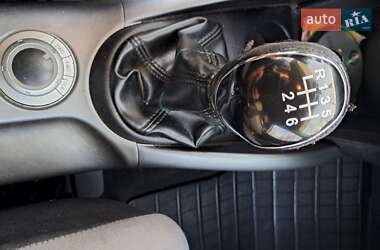Внедорожник / Кроссовер Mitsubishi Outlander 2010 в 