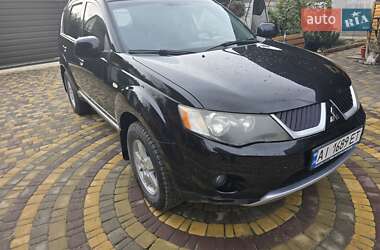 Позашляховик / Кросовер Mitsubishi Outlander 2008 в Києві