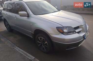 Внедорожник / Кроссовер Mitsubishi Outlander 2004 в Первомайске