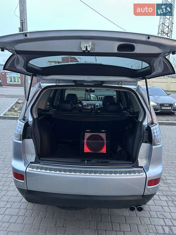 Позашляховик / Кросовер Mitsubishi Outlander 2007 в Одесі