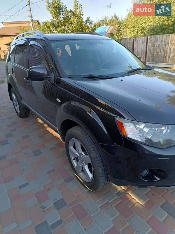 Mitsubishi Outlander 2008