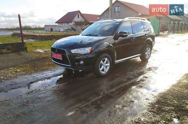 Позашляховик / Кросовер Mitsubishi Outlander 2010 в Рожище