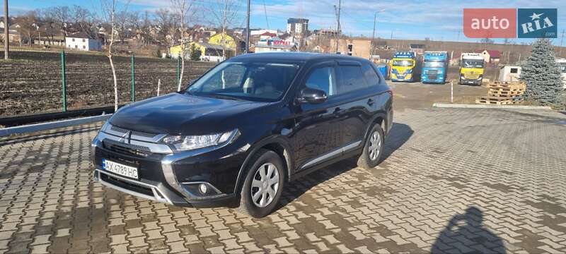 Mitsubishi Outlander 2018