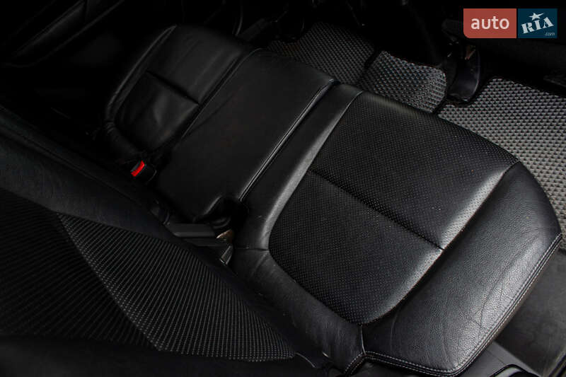 Позашляховик / Кросовер Mitsubishi Outlander 2015 в Львові фото 49 Позашляховик / Кросовер Mitsubishi Outlander 2015 в Львові