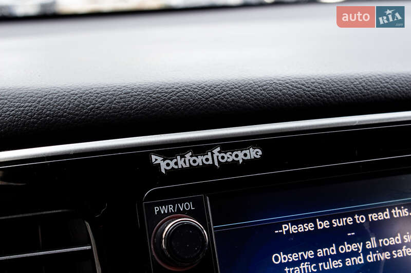 Позашляховик / Кросовер Mitsubishi Outlander 2015 в Львові фото 50 Позашляховик / Кросовер Mitsubishi Outlander 2015 в Львові