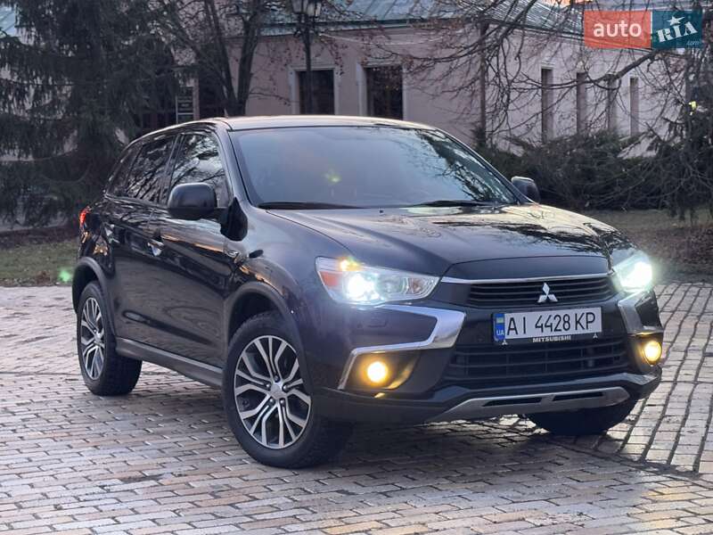 Внедорожник / Кроссовер Mitsubishi Outlander 2016 в Белой Церкви