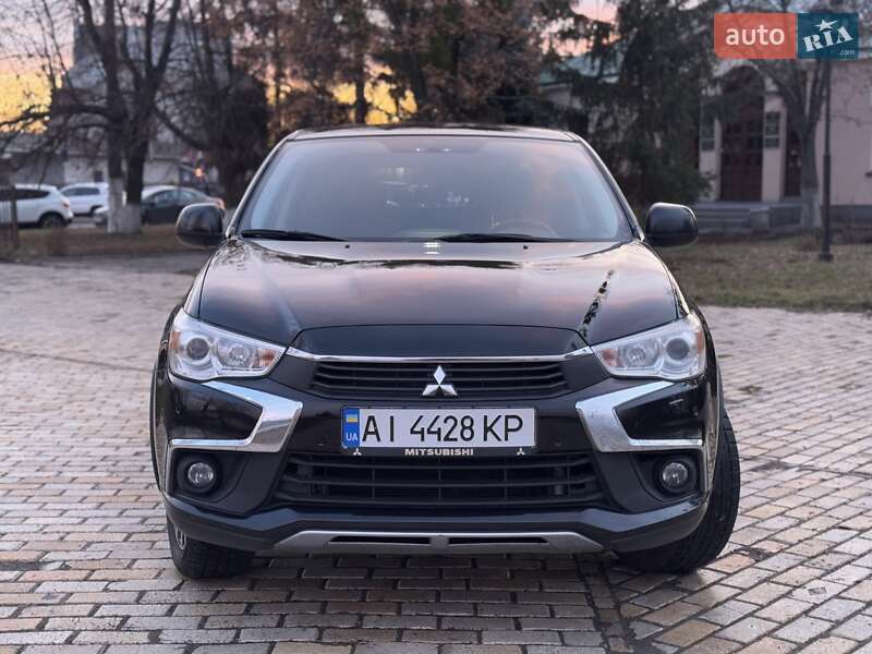 Внедорожник / Кроссовер Mitsubishi Outlander 2016 в Белой Церкви