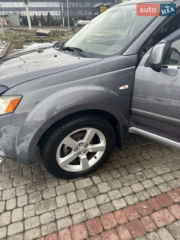 Позашляховик / Кросовер Mitsubishi Outlander 2007 в Івано-Франківську фото 7 Позашляховик / Кросовер Mitsubishi Outlander 2007 в Івано-Франківську