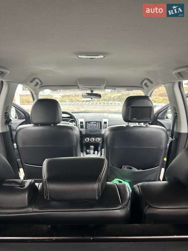 Позашляховик / Кросовер Mitsubishi Outlander 2007 в Івано-Франківську фото 14 Позашляховик / Кросовер Mitsubishi Outlander 2007 в Івано-Франківську