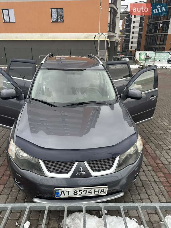 Позашляховик / Кросовер Mitsubishi Outlander 2007 в Івано-Франківську фото 18 Позашляховик / Кросовер Mitsubishi Outlander 2007 в Івано-Франківську