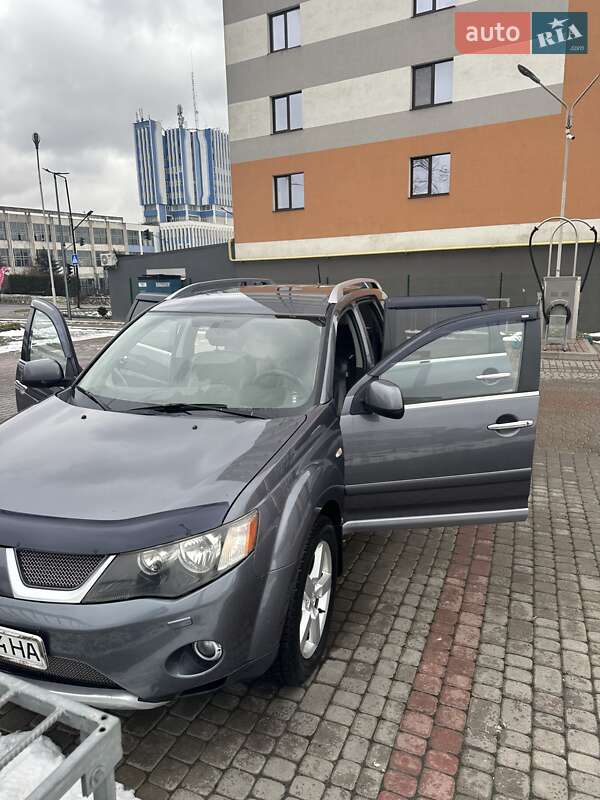 Позашляховик / Кросовер Mitsubishi Outlander 2007 в Івано-Франківську фото 19 Позашляховик / Кросовер Mitsubishi Outlander 2007 в Івано-Франківську