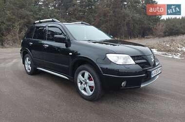 Позашляховик / Кросовер Mitsubishi Outlander 2005 в Охтирці