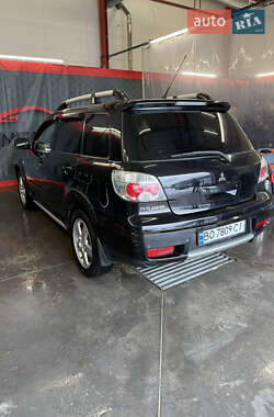 Позашляховик / Кросовер Mitsubishi Outlander 2007 в Тернополі