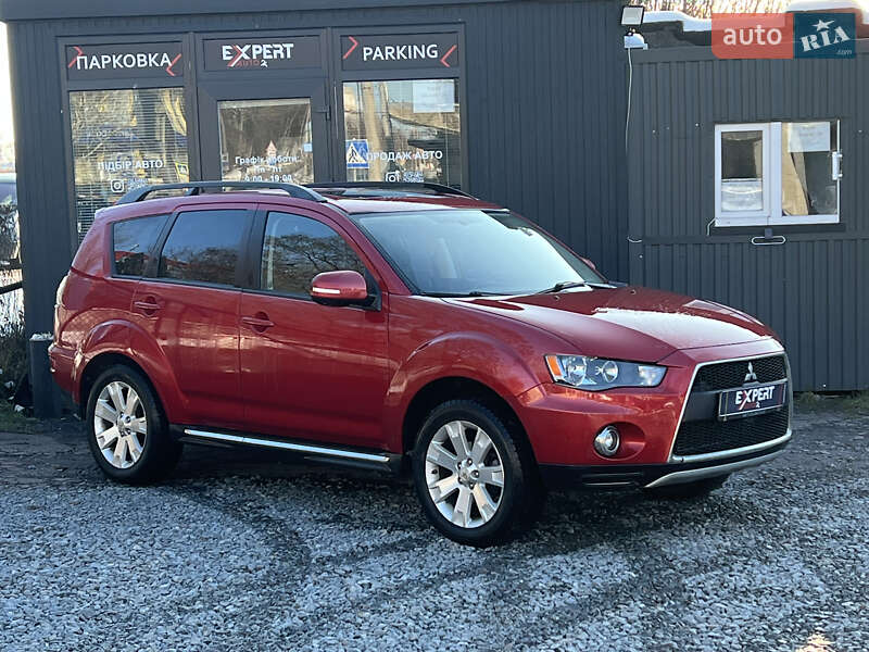 Mitsubishi Outlander 2012
