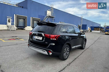 Позашляховик / Кросовер Mitsubishi Outlander 2020 в Львові