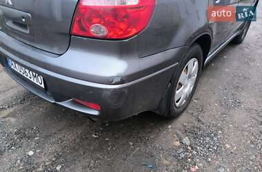Внедорожник / Кроссовер Mitsubishi Outlander 2008 в 