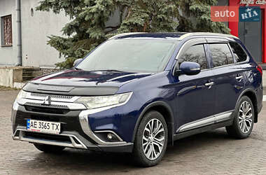 Внедорожник / Кроссовер Mitsubishi Outlander 2018 в Павлограде