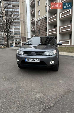 Внедорожник / Кроссовер Mitsubishi Outlander 2008 в 