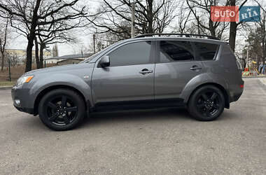 Внедорожник / Кроссовер Mitsubishi Outlander 2008 в 