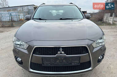 Позашляховик / Кросовер Mitsubishi Outlander 2011 в Охтирці