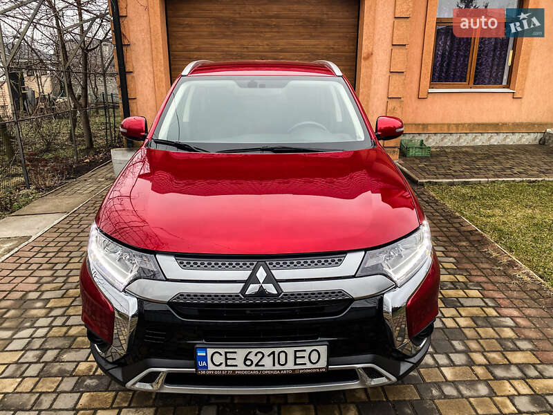 Внедорожник / Кроссовер Mitsubishi Outlander 2023 в Черновцах фото 6 Внедорожник / Кроссовер Mitsubishi Outlander 2023 в Черновцах
