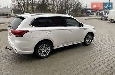 Позашляховик / Кросовер Mitsubishi Outlander 2019 в Білій Церкві