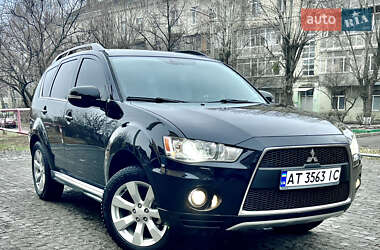 Позашляховик / Кросовер Mitsubishi Outlander 2010 в Харкові