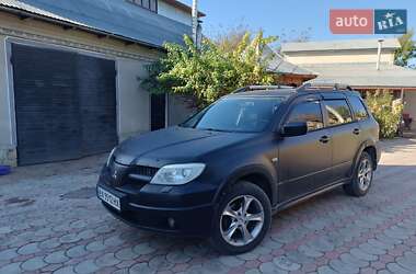 Позашляховик / Кросовер Mitsubishi Outlander 2005 в Кам'янець-Подільському