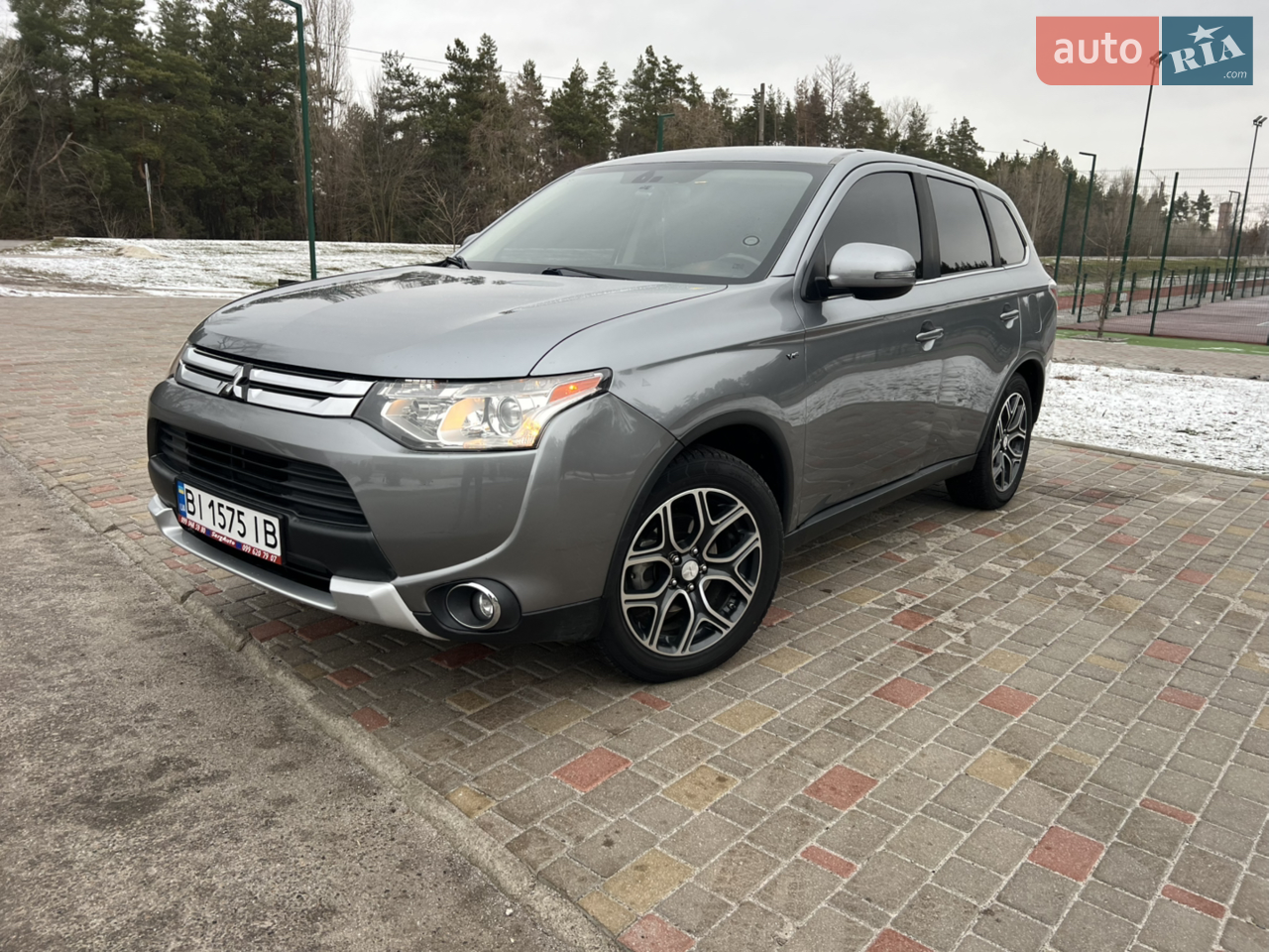 2013 Mitsubishi Outlander - мініатюра 21