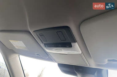 Внедорожник / Кроссовер Mitsubishi Outlander 2022 в 