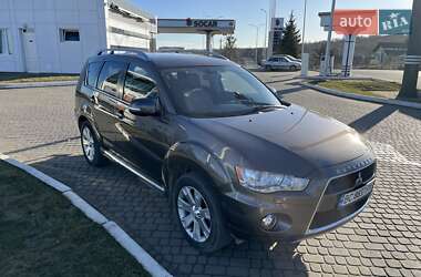 Внедорожник / Кроссовер Mitsubishi Outlander 2010 в Львове