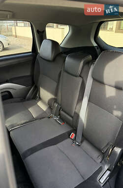 Внедорожник / Кроссовер Mitsubishi Outlander 2010 в 
