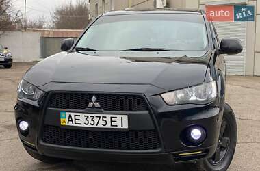 Внедорожник / Кроссовер Mitsubishi Outlander 2010 в 