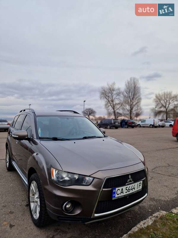 Mitsubishi Outlander 2010 Mitsubishi Outlander 2010