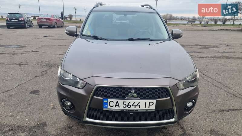 Позашляховик / Кросовер Mitsubishi Outlander 2010 в Черкасах фото 7 Позашляховик / Кросовер Mitsubishi Outlander 2010 в Черкасах