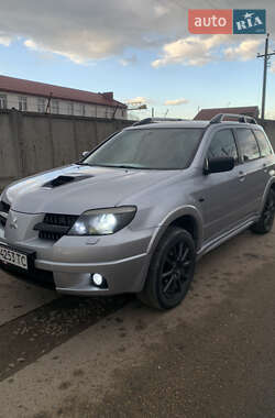 Позашляховик / Кросовер Mitsubishi Outlander 2004 в Львові