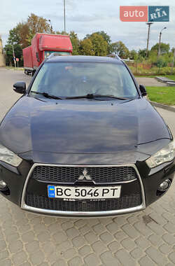 Внедорожник / Кроссовер Mitsubishi Outlander 2009 в 