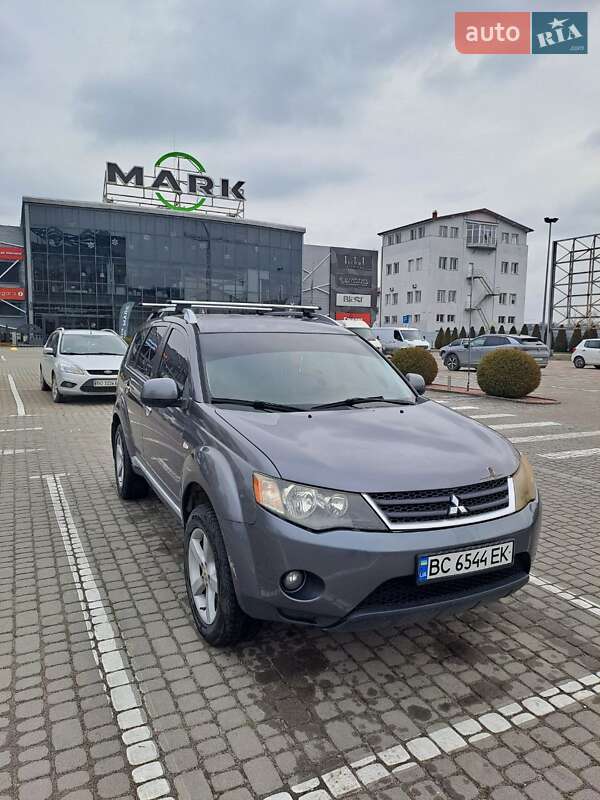 Mitsubishi Outlander 2008