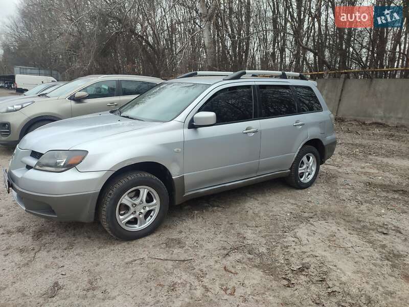 Mitsubishi Outlander 2003