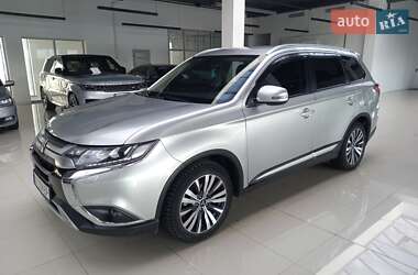 Позашляховик / Кросовер Mitsubishi Outlander 2021 в Хмельницькому