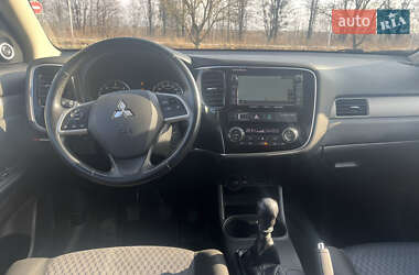 Позашляховик / Кросовер Mitsubishi Outlander 2013 в Дубні