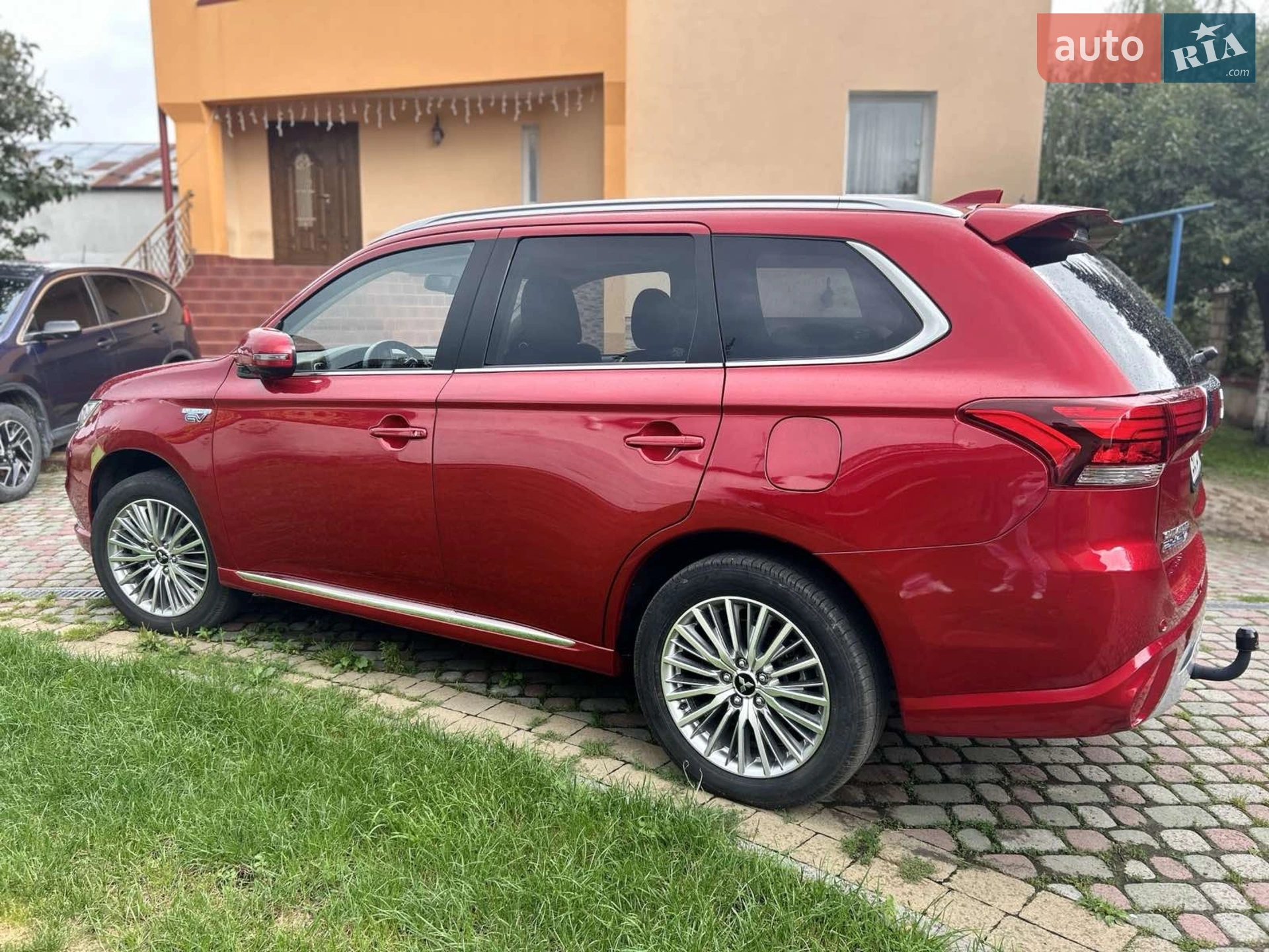 2019 Mitsubishi Outlander - мініатюра 5