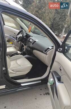 Позашляховик / Кросовер Mitsubishi Outlander 2008 в 
